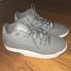 Jordan Flight Origin 2 Boys Basketball Shoes